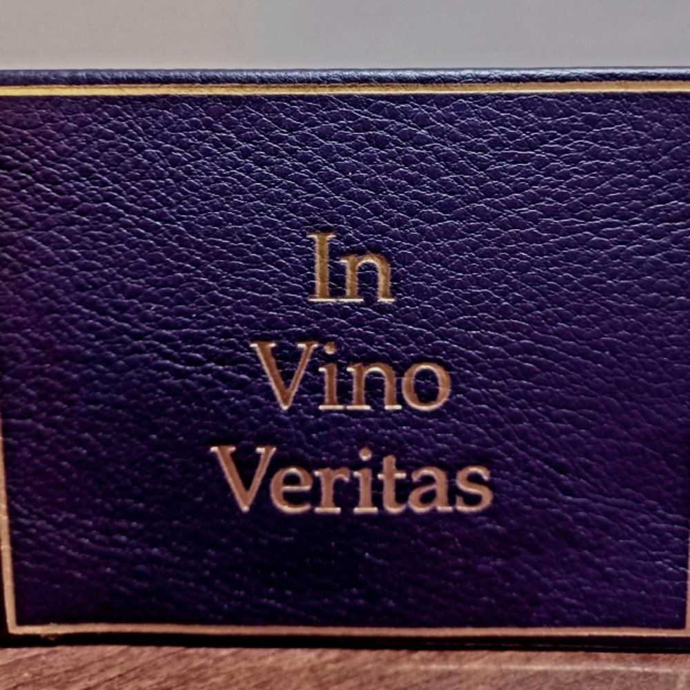 Levenger Dark Purple Leather Quotable "In Vino Veritas "